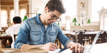 Financement pour le doctorat en sciences économiques