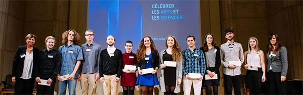 Etudiants et étudiantes à la remise de prix 2015