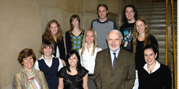 Etudiants et étudiantes à la remise de prix 2006