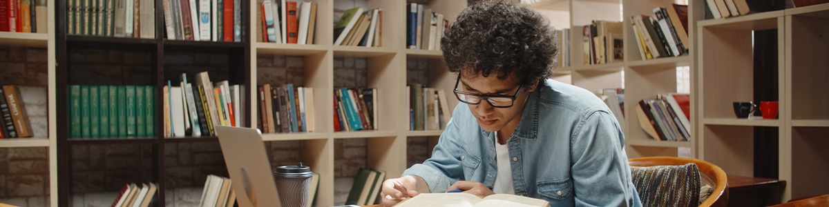Recherche à la bibliothèque